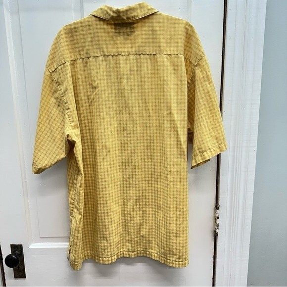Columbia short sleeve button down lightweight shirt men's xl - Picture 3 of 4